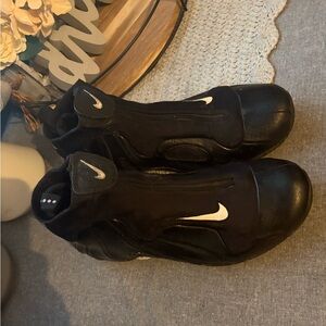 Nike Flightposite Black and White Men’s